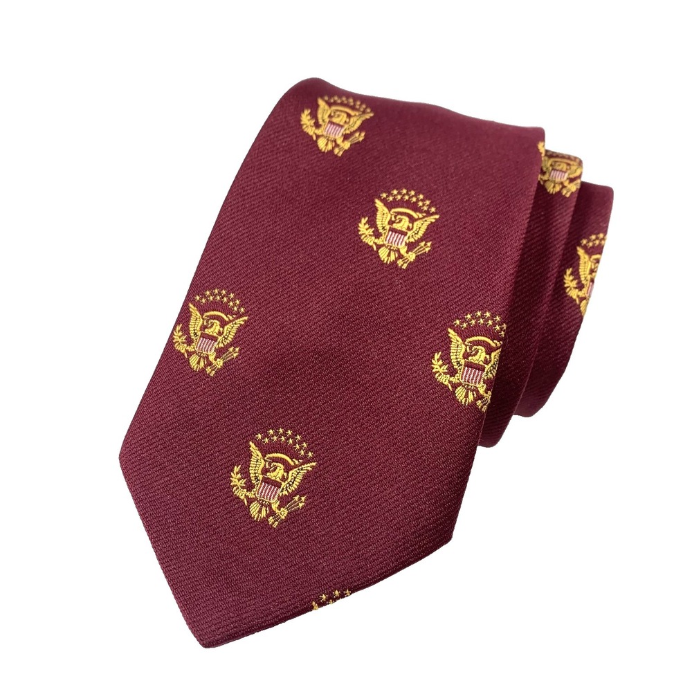 Vintage Martha Weems Ltd Mens Tie Maroon w Gold US Presidential Seal Design RARE